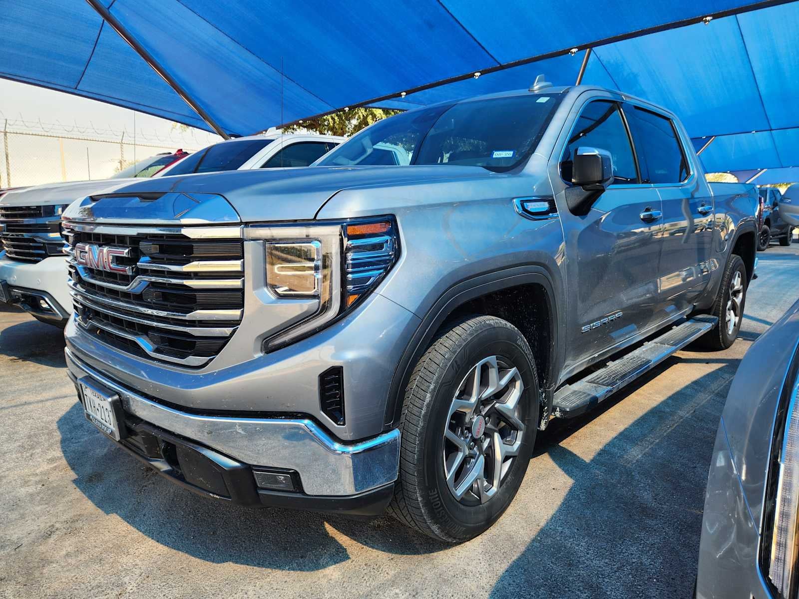 2023 GMC Sierra 1500 SLT