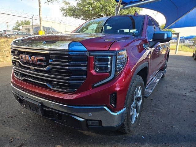 2023 GMC Sierra 4WD Crew Cab Short Box SLT's photo