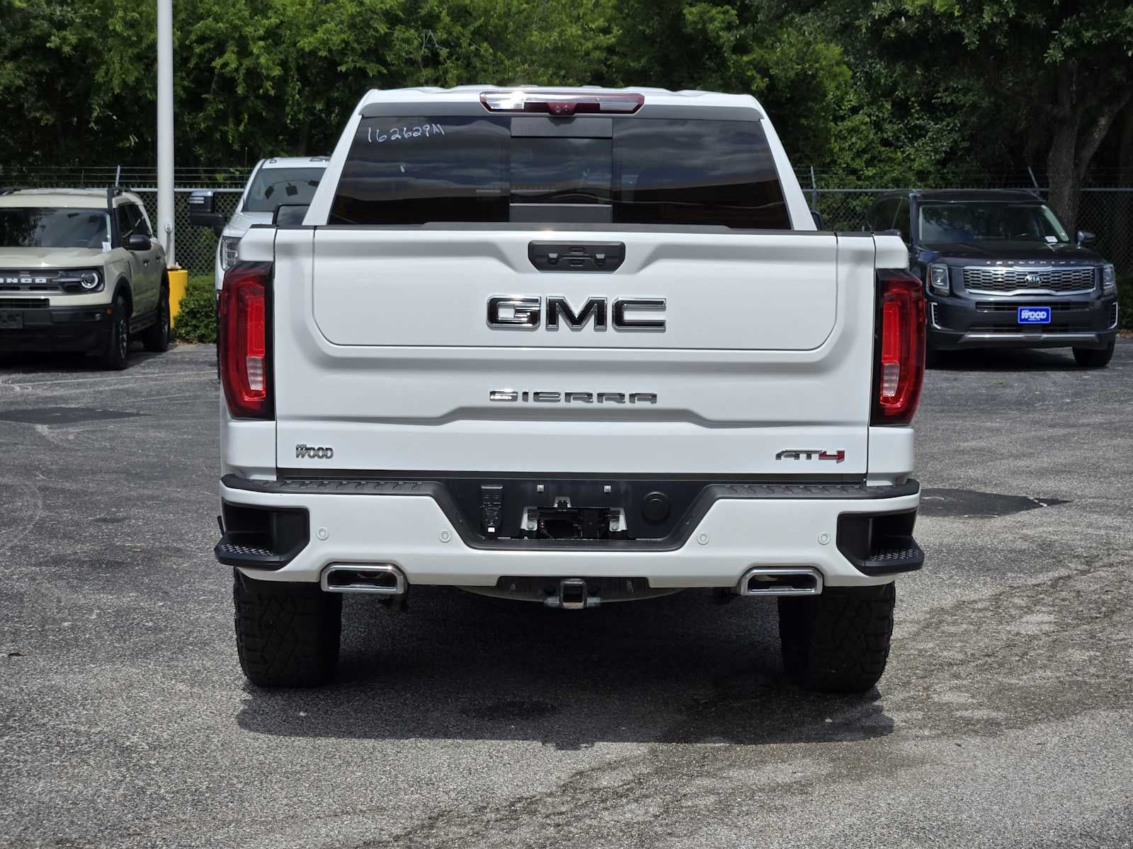 2024 GMC Sierra 1500 AT4