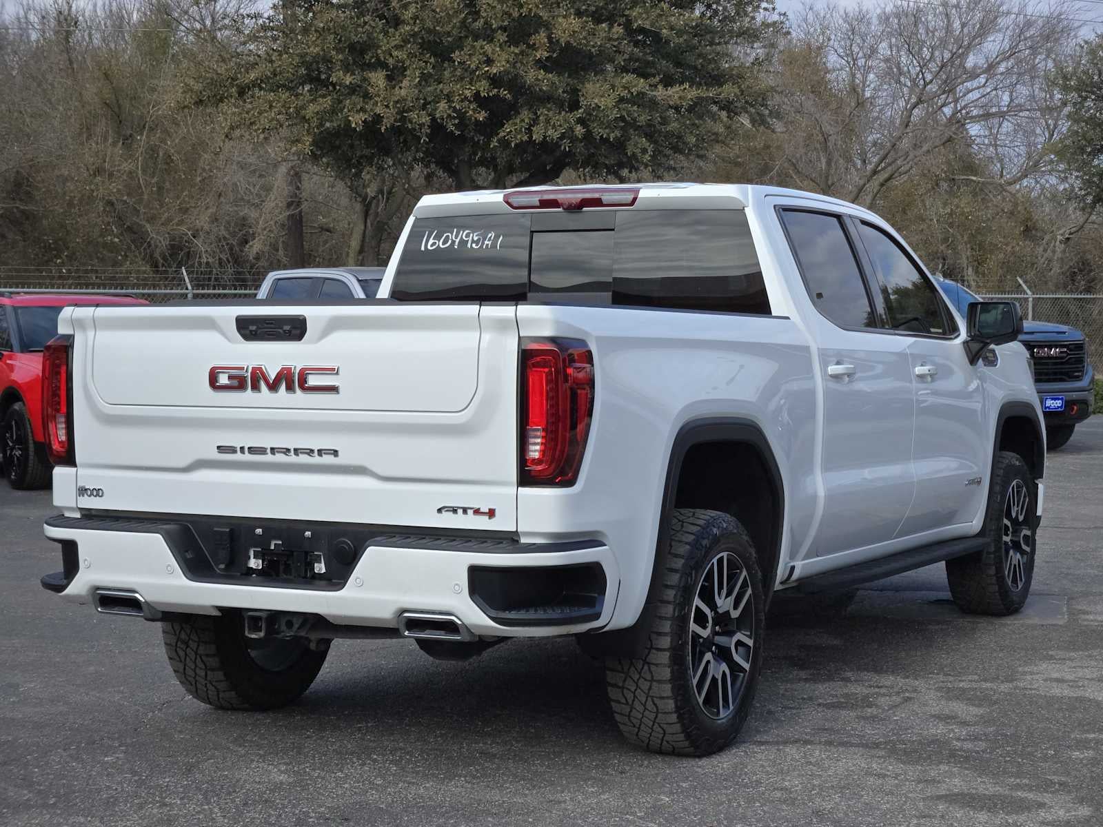 2024 GMC Sierra 1500 AT4