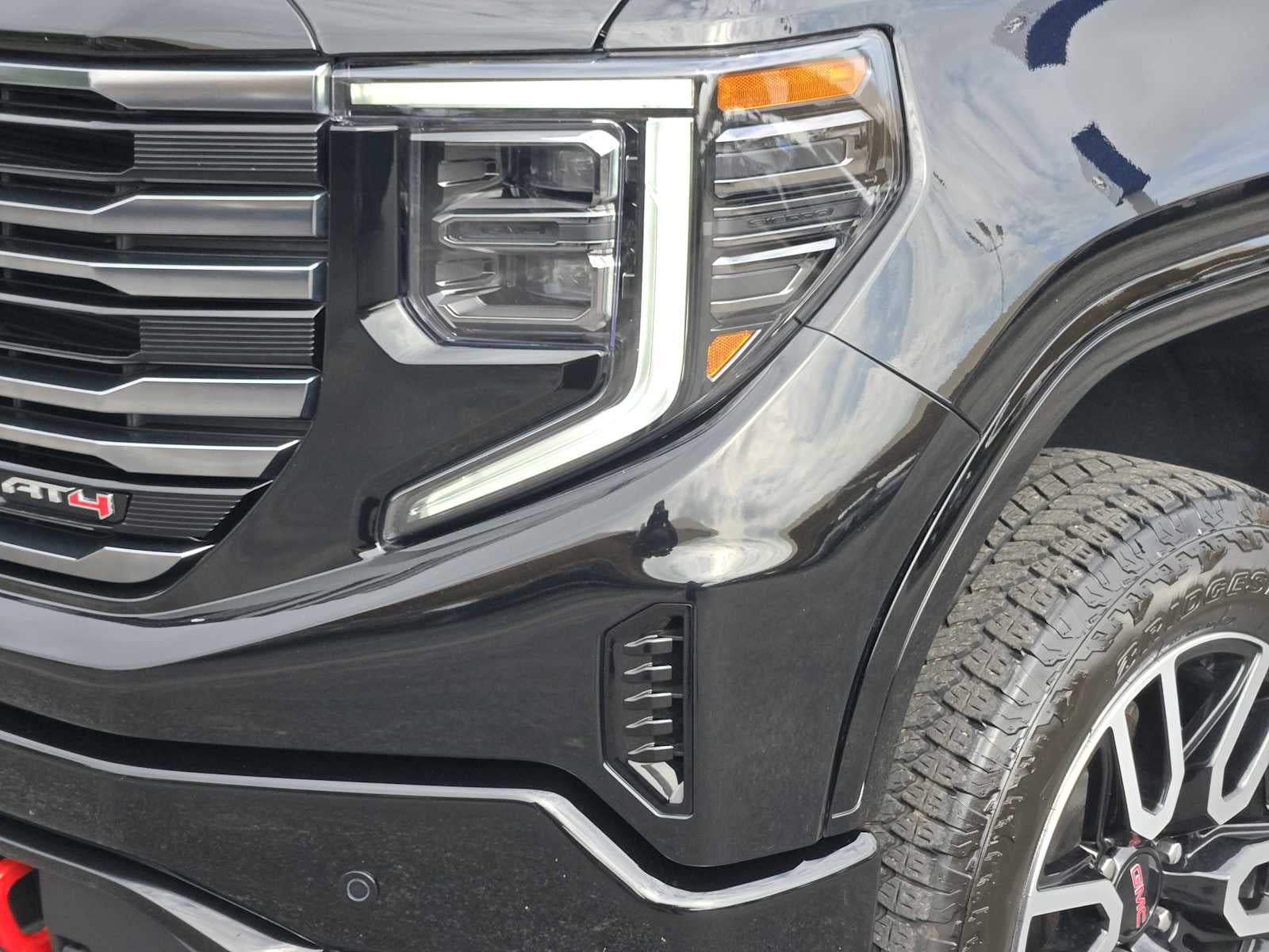 2025 GMC Sierra 1500 AT4