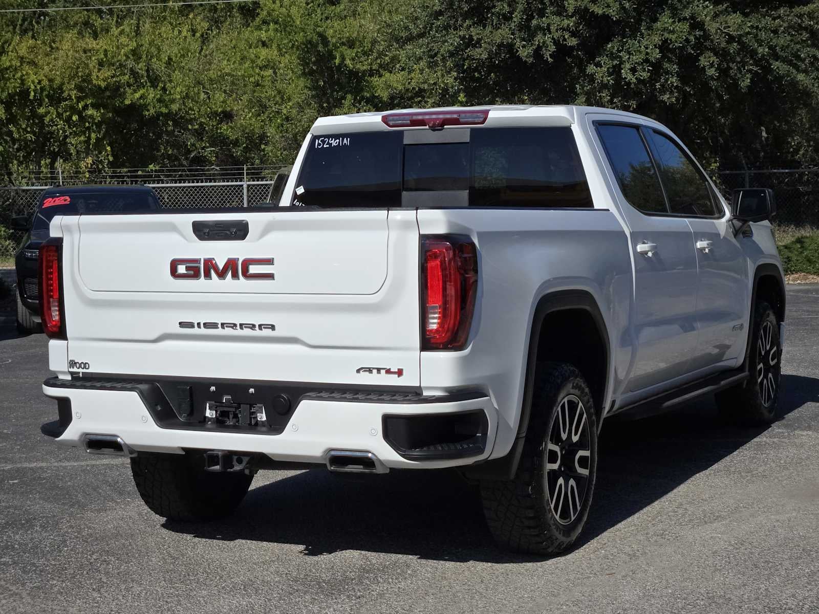 2024 GMC Sierra 1500 AT4