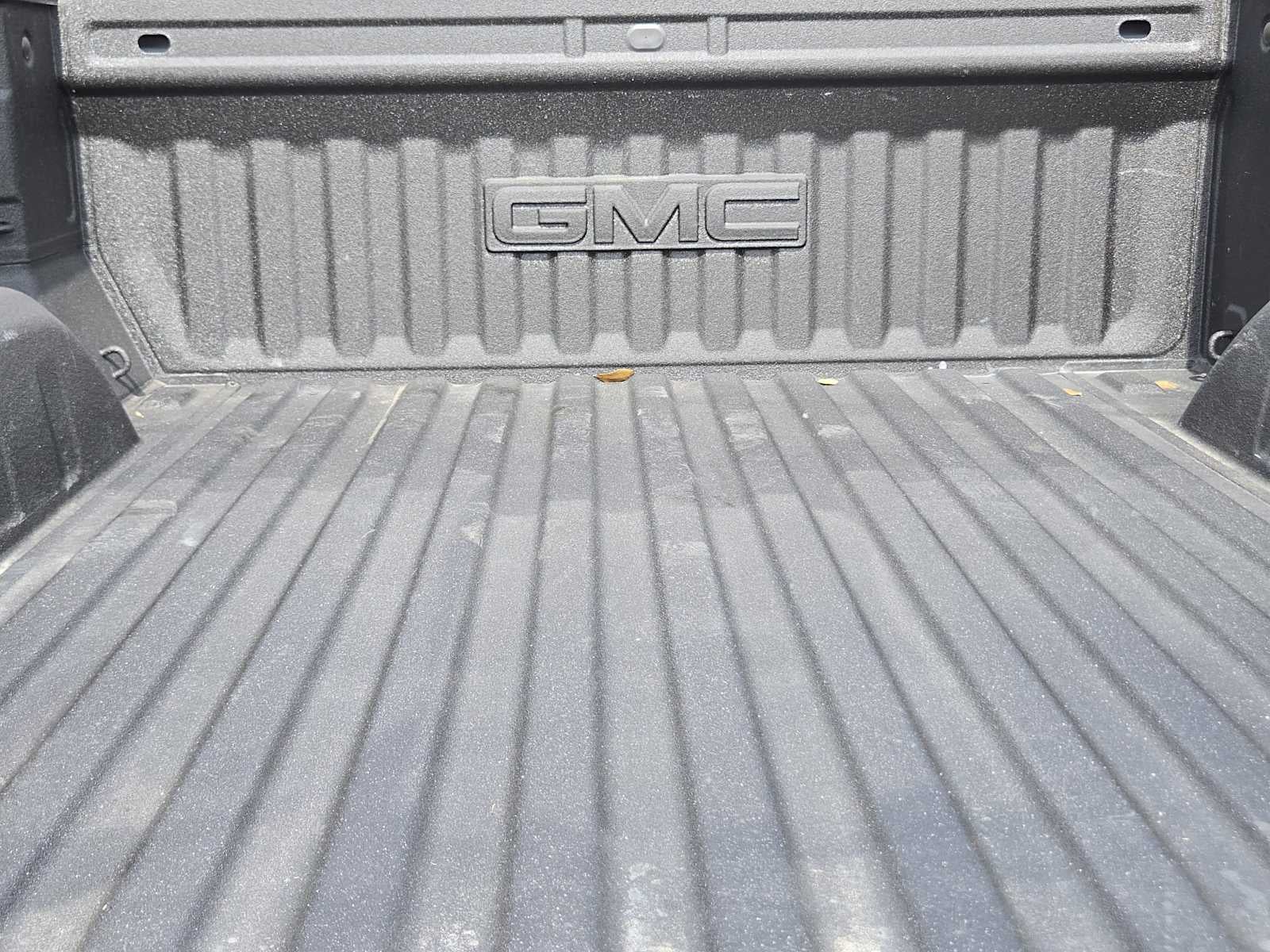 2025 GMC Sierra 1500 AT4X