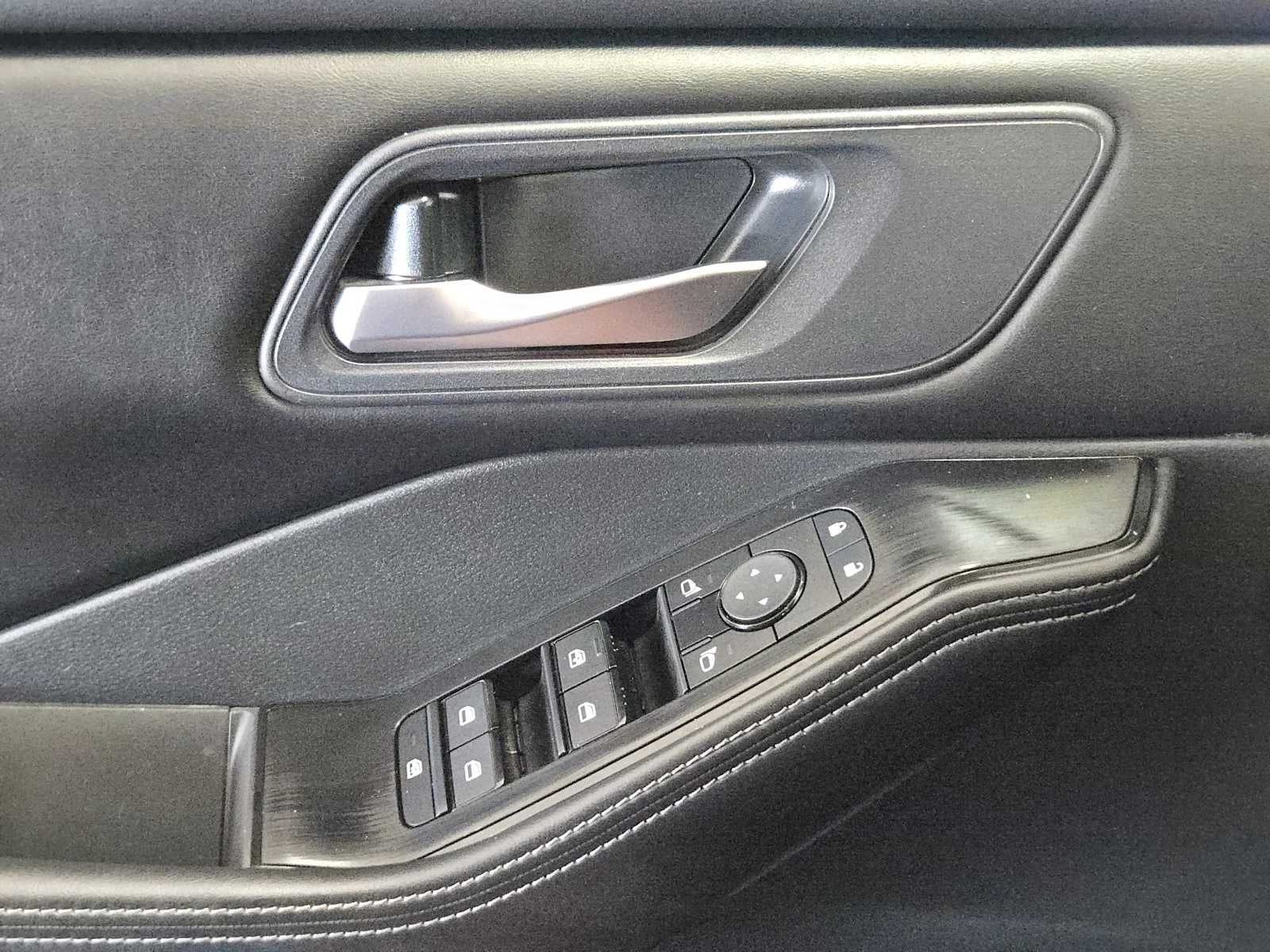 2024 Nissan Rogue SV FWD