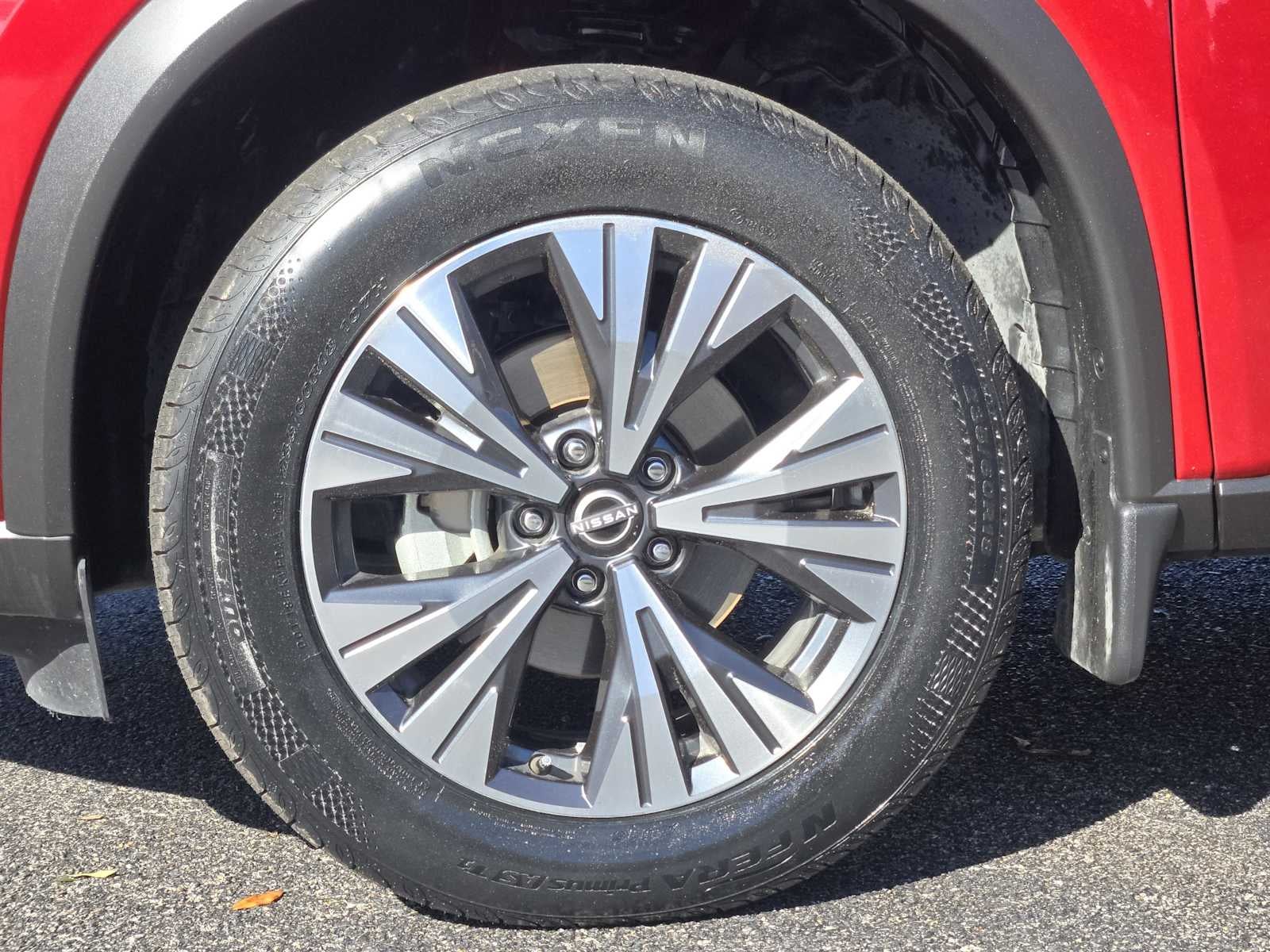 2023 Nissan Rogue SV FWD