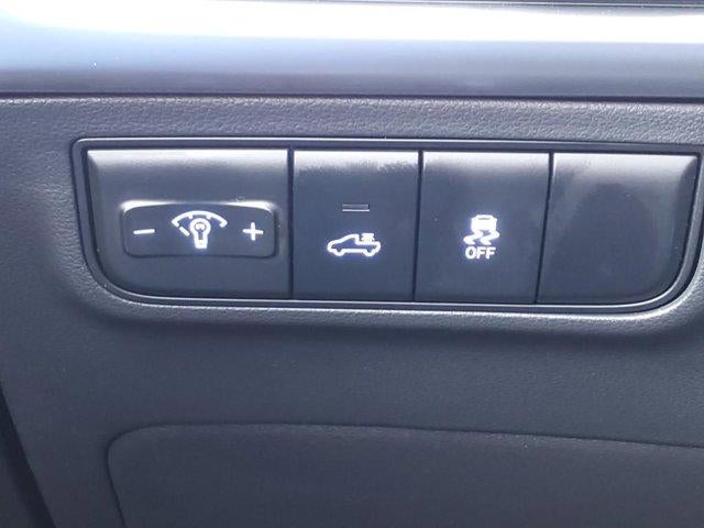 2025 Hyundai Santa Cruz SE