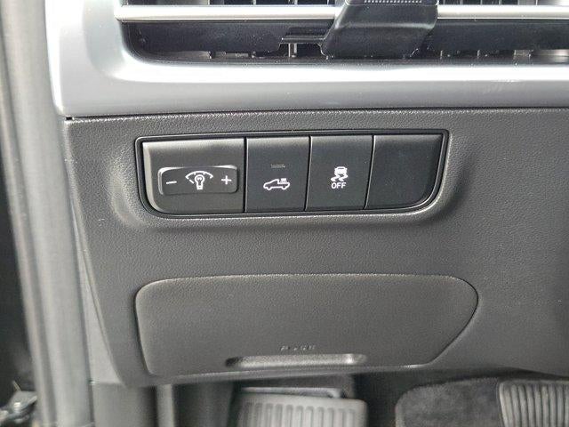 2025 Hyundai Santa Cruz SE