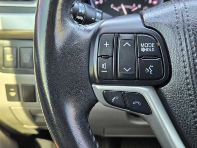 2017 Toyota Highlander Limited