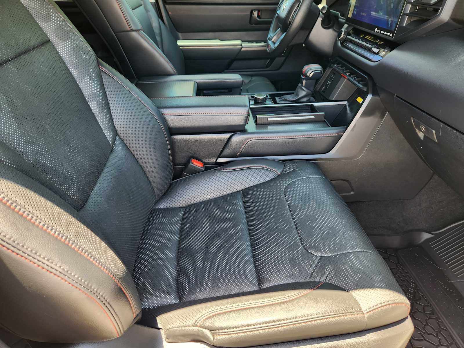 2023 Toyota Sequoia TRD Pro - Photo 15