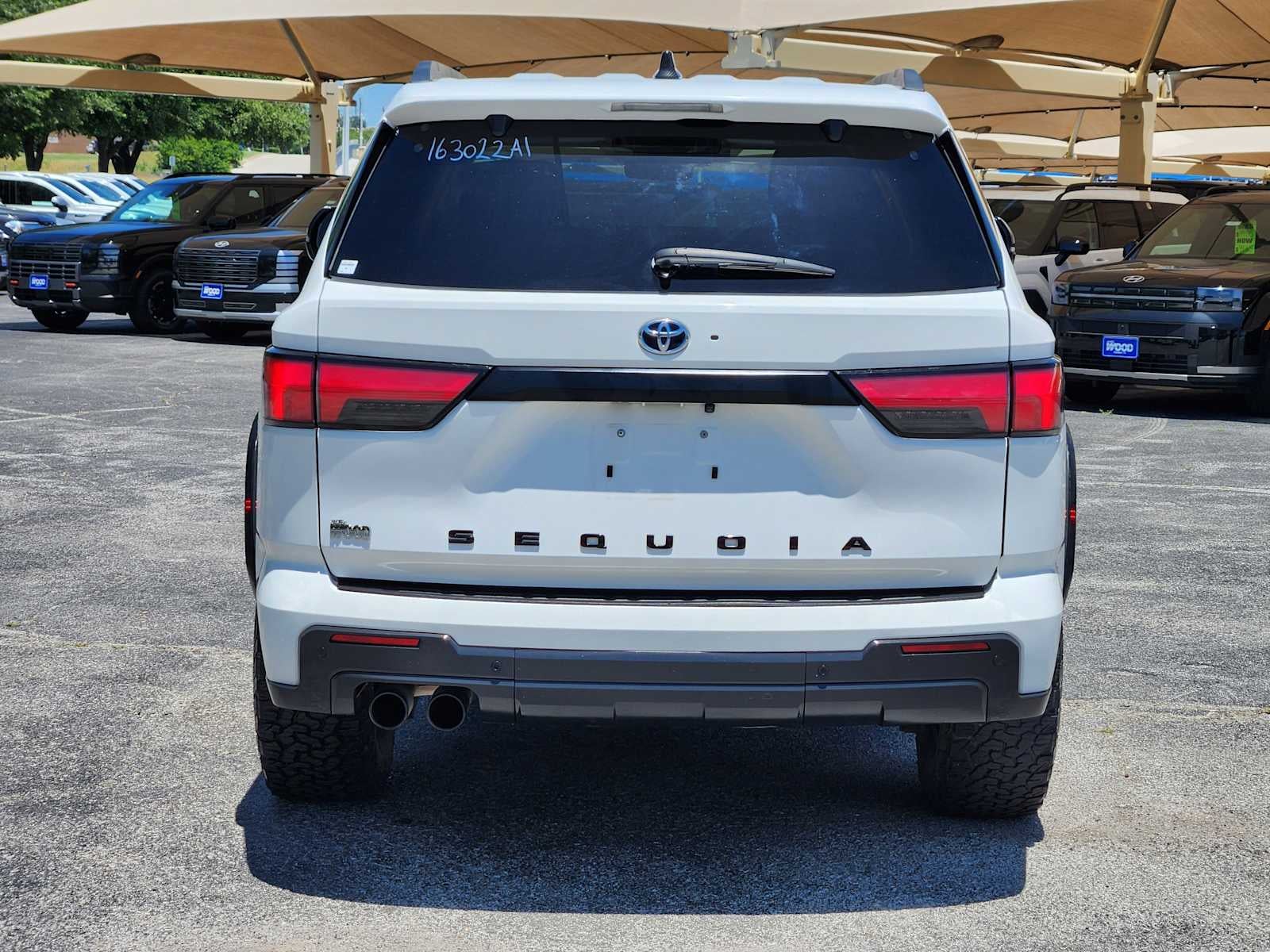 2023 Toyota Sequoia TRD Pro - Photo 6