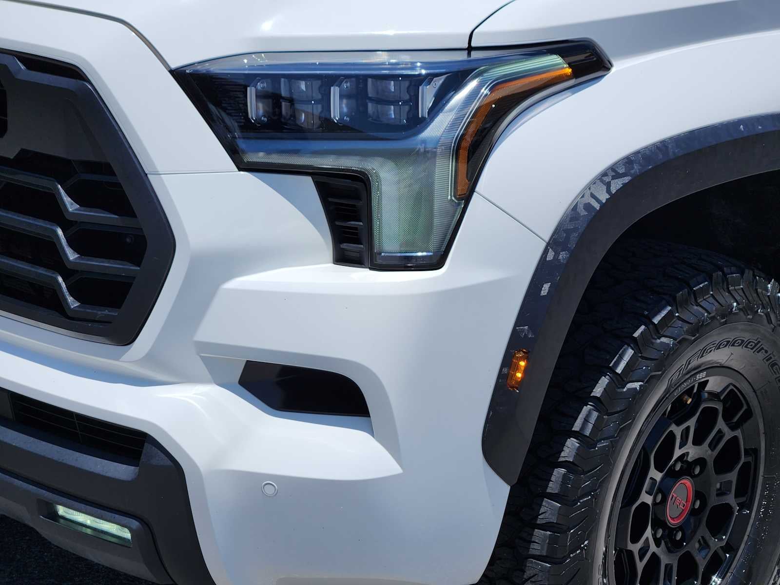 2023 Toyota Sequoia TRD Pro - Photo 9