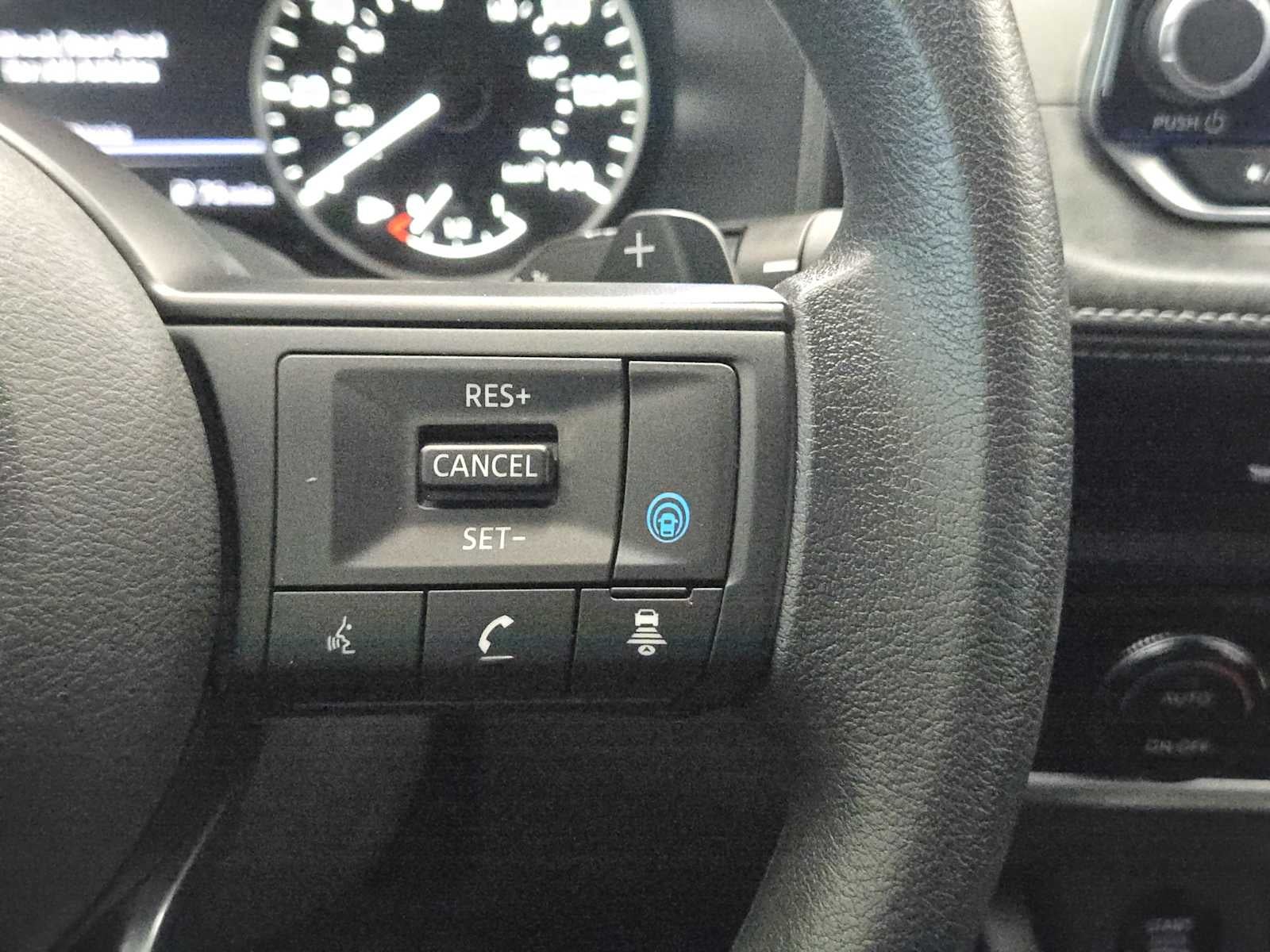 2024 Nissan Rogue SV FWD