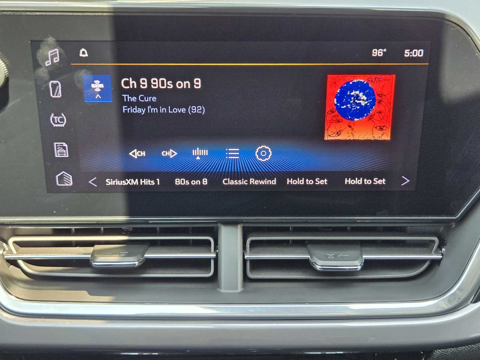 2025 Chevrolet Trax Activ - Photo 18