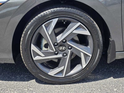2025 Hyundai Elantra Hybrid Limited