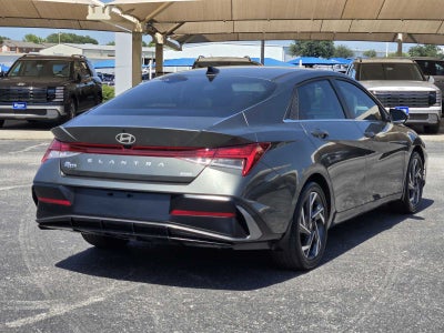 2025 Hyundai Elantra Hybrid Limited