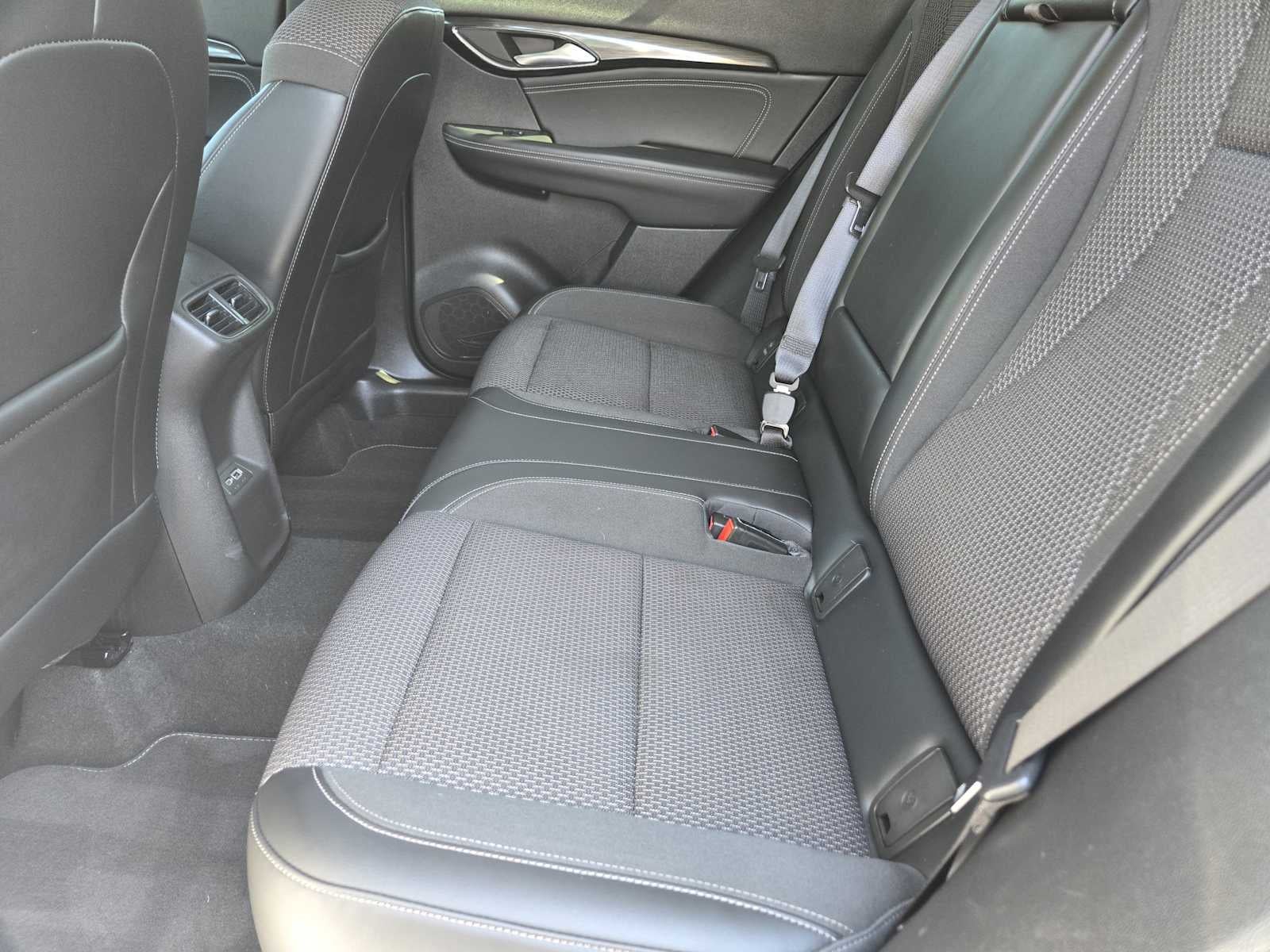 2021 Buick Envision Preferred - Photo 28