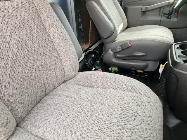 2026 Chevrolet Express Cutaway 3500 1WT
