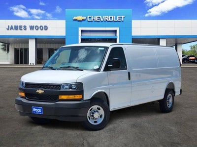 2026 Chevrolet Express Cargo WT