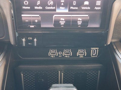 2025 RAM 1500 Laramie Crew Cab 4x4 5'7" Box