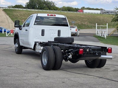 2026 GMC Sierra 3500 HD Chassis Cab Pro