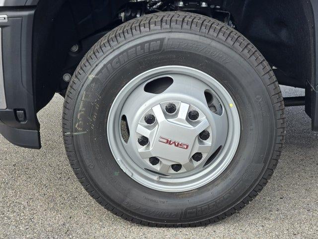 2026 GMC Sierra 3500 HD Chassis Cab Pro