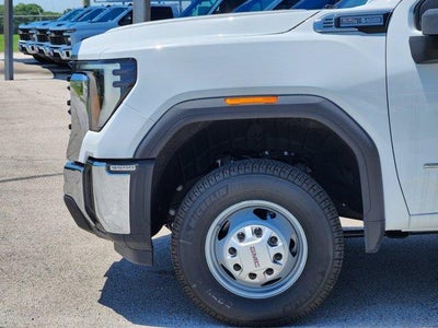 2026 GMC Sierra 3500 HD Chassis Cab Pro
