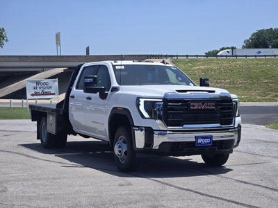2026 GMC Sierra 3500 HD Chassis Cab Pro