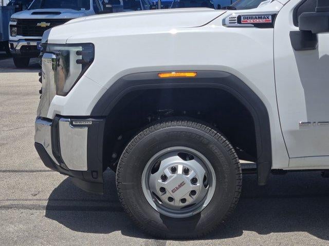 2026 GMC Sierra 3500 HD Chassis Cab Pro