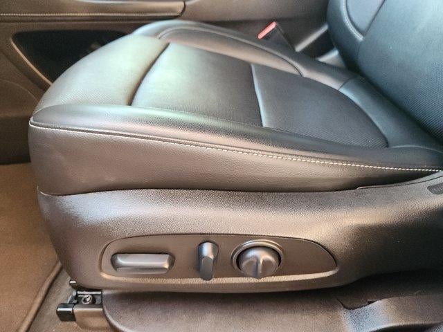 2022 GMC Acadia SLT