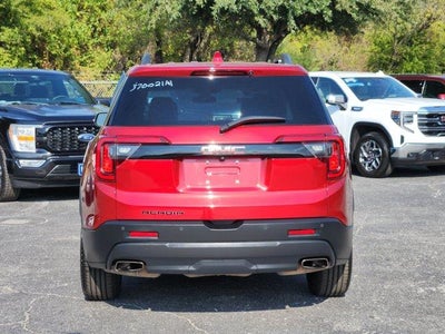 2022 GMC Acadia SLT