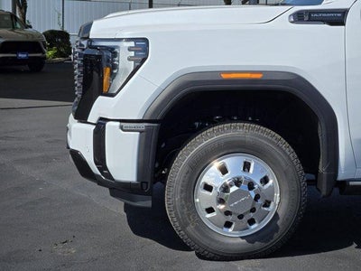 2026 GMC Sierra 3500 HD Denali Ultimate DRW