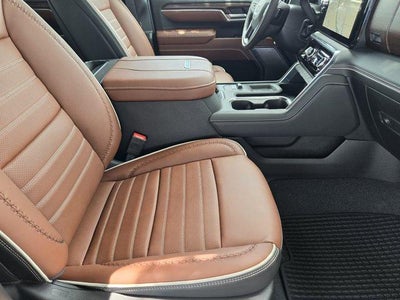 2026 GMC Sierra 3500 HD Denali Ultimate DRW