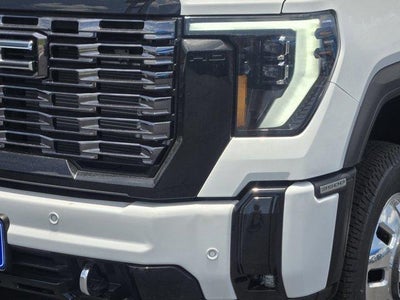 2026 GMC Sierra 3500 HD Denali Ultimate DRW