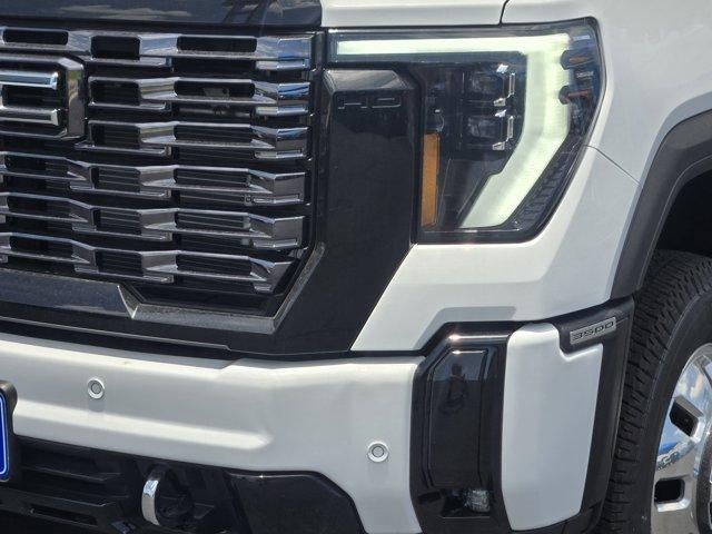 2026 GMC Sierra 3500 HD Denali Ultimate DRW