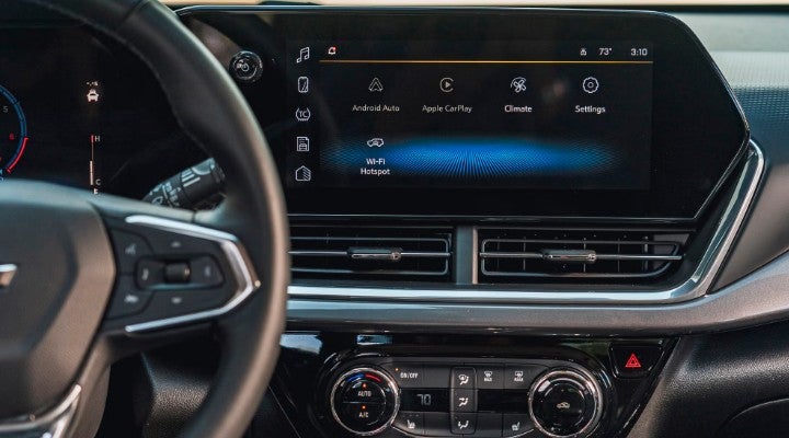 Upgraded Interior And Infotainment Technology